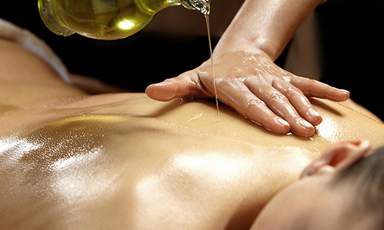 Oil Massage in DIP Dubai 