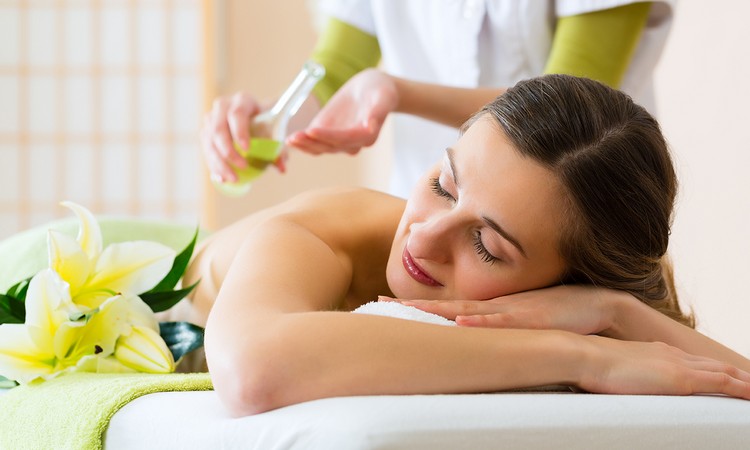 Oil Massage in Dubai